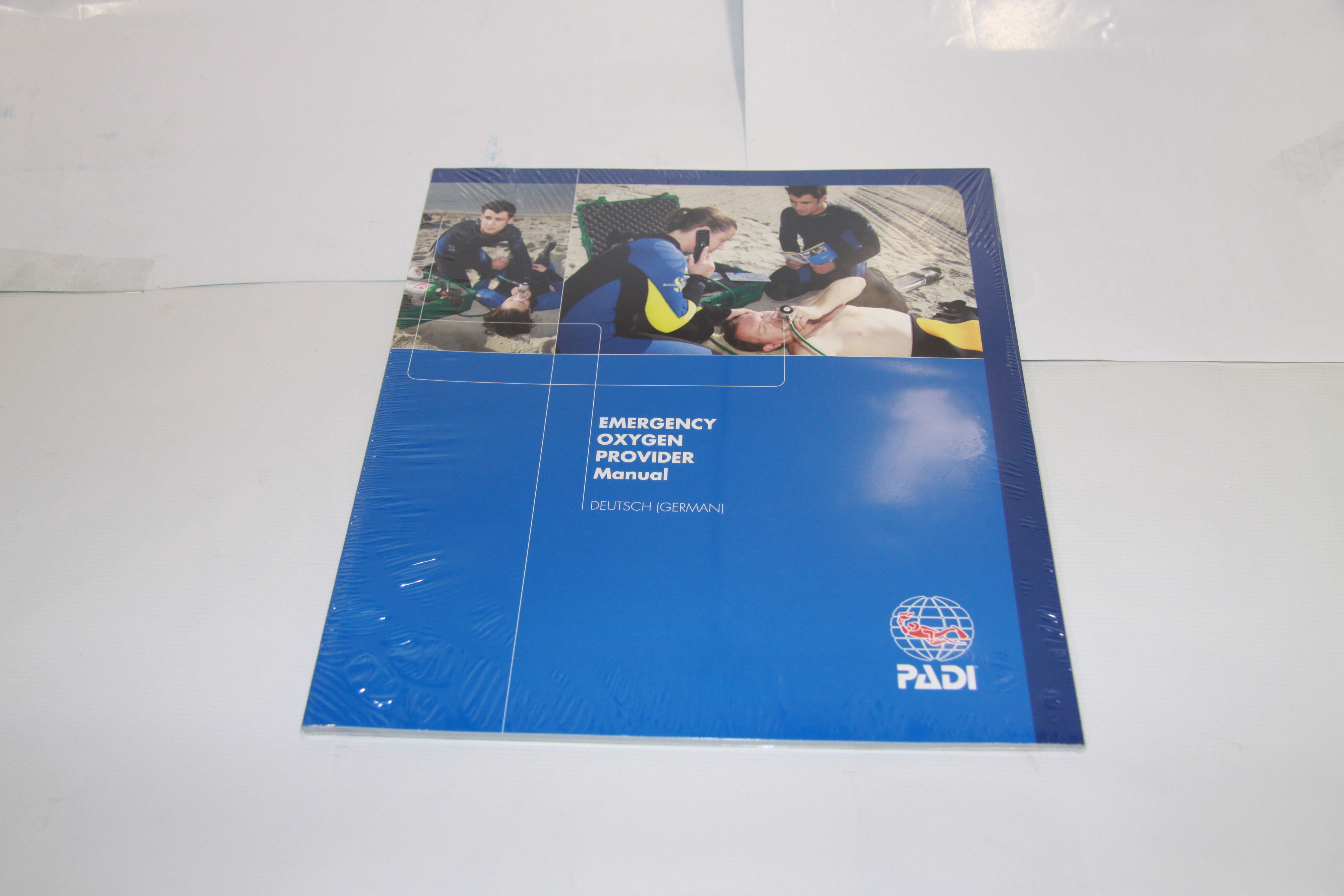 PADI - Manual & ref card Emergency 02 Provider German